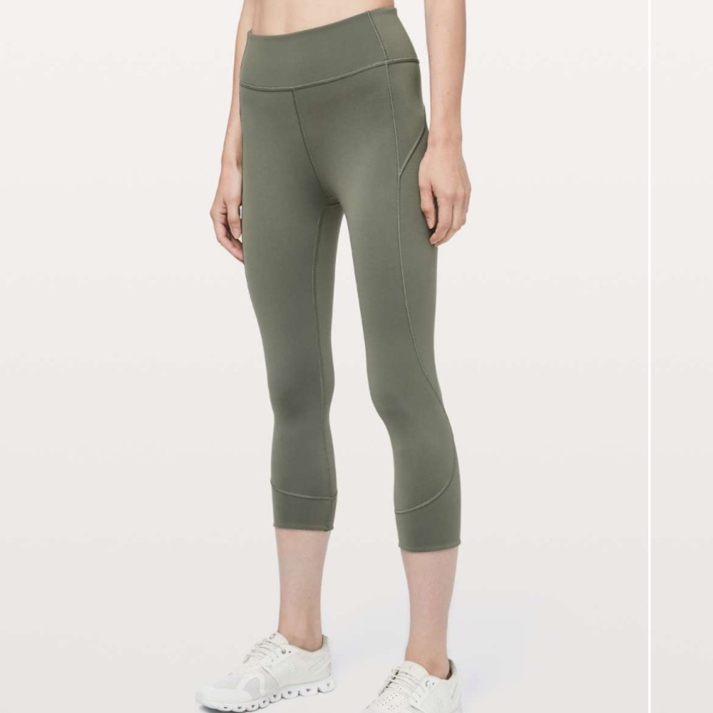 Lululemon In‎ Movement Crop *Everlux 19"